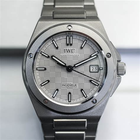 iwc ingenieur 40mm|iwc ingenieur automatic 40 titanium.